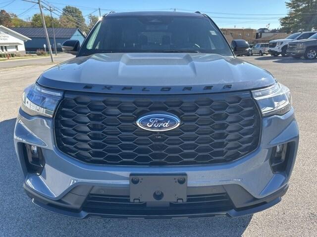 new 2025 Ford Explorer car, priced at $50,157