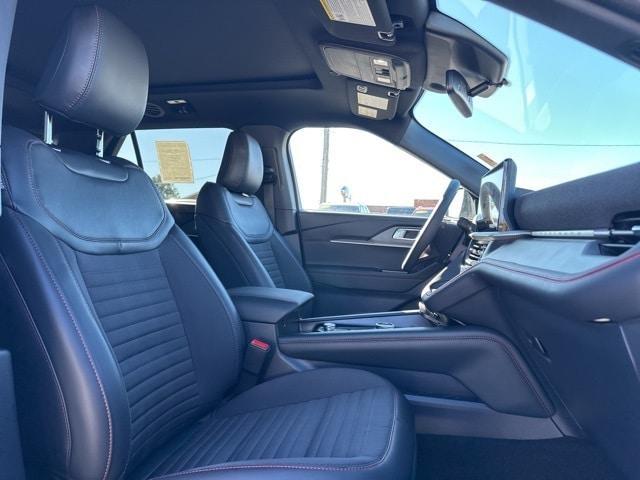 new 2025 Ford Explorer car, priced at $50,157