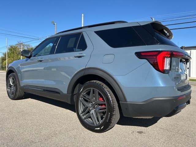 new 2025 Ford Explorer car, priced at $50,157