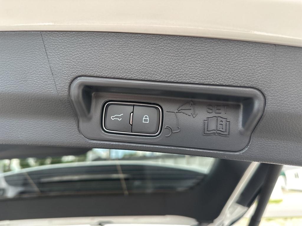 new 2025 Ford Explorer car, priced at $57,407