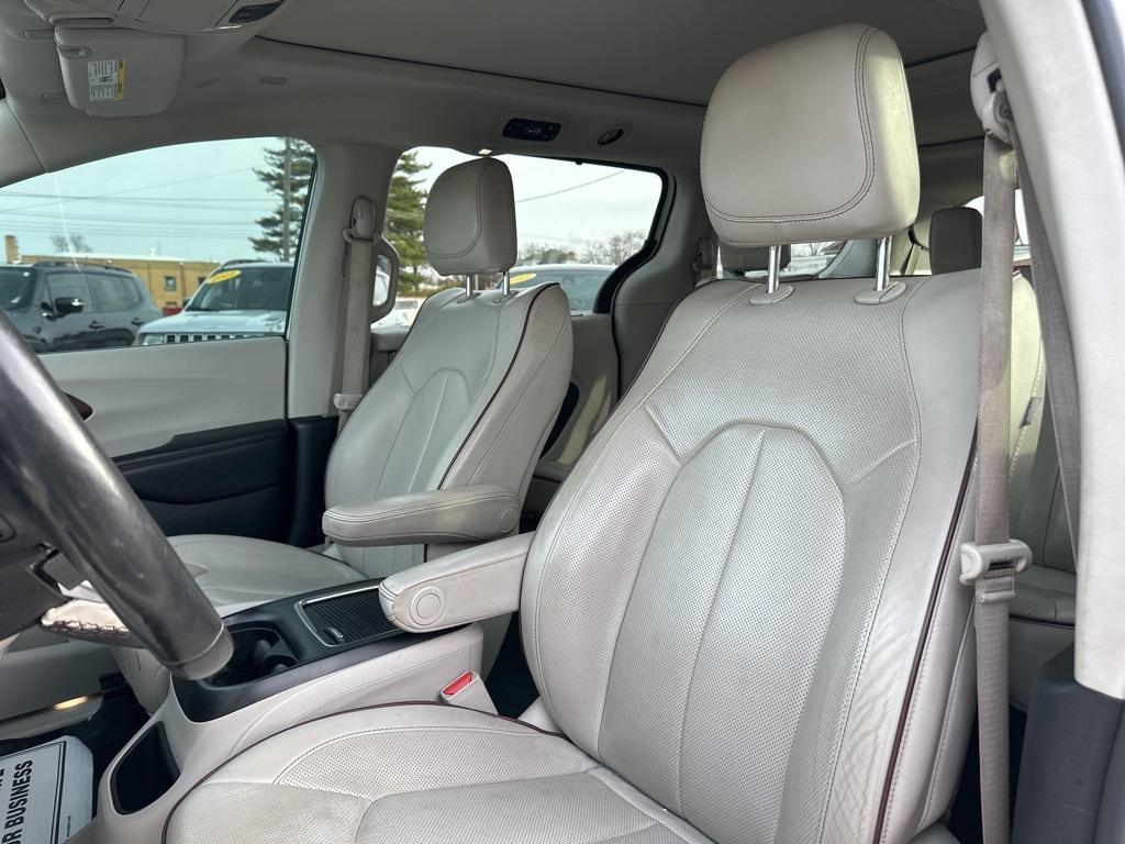 used 2020 Chrysler Pacifica car, priced at $24,565