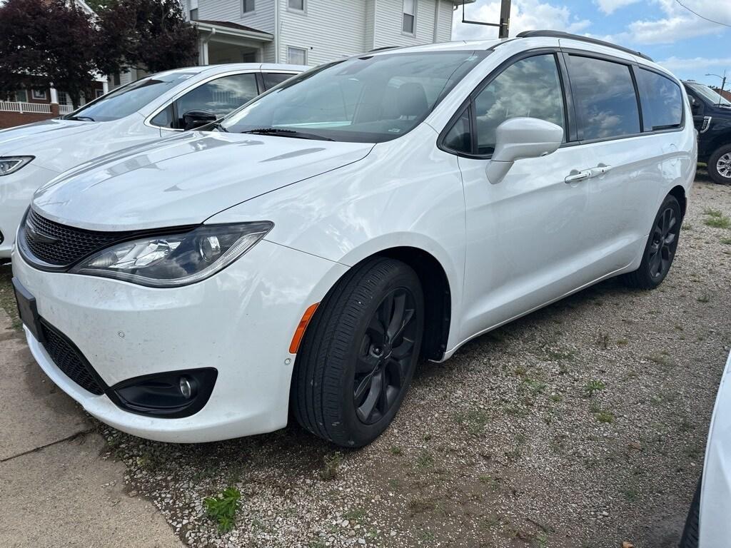 used 2019 Chrysler Pacifica car, priced at $11,369