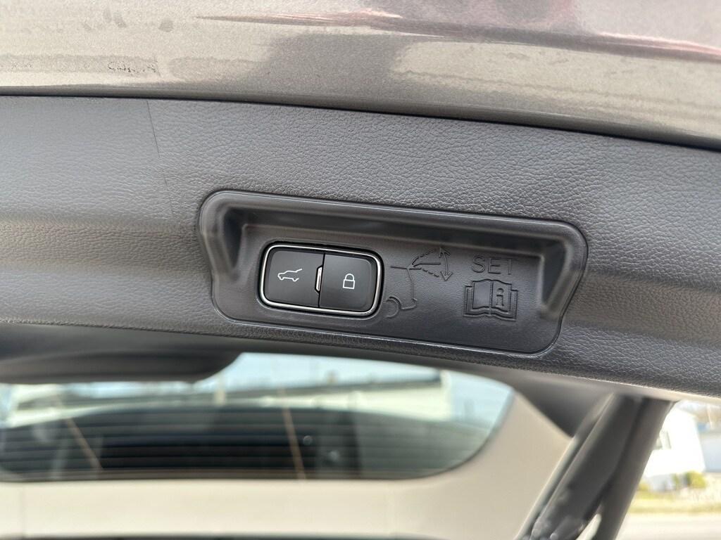 new 2025 Ford Explorer car, priced at $49,800