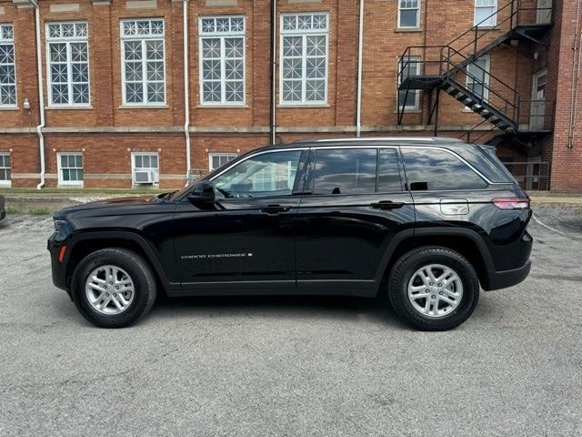 used 2022 Jeep Grand Cherokee car, priced at $35,537