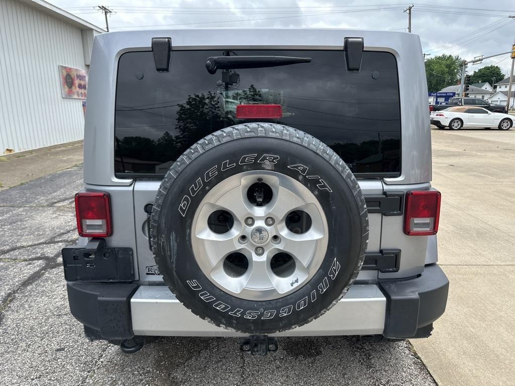 used 2015 Jeep Wrangler Unlimited car, priced at $24,068