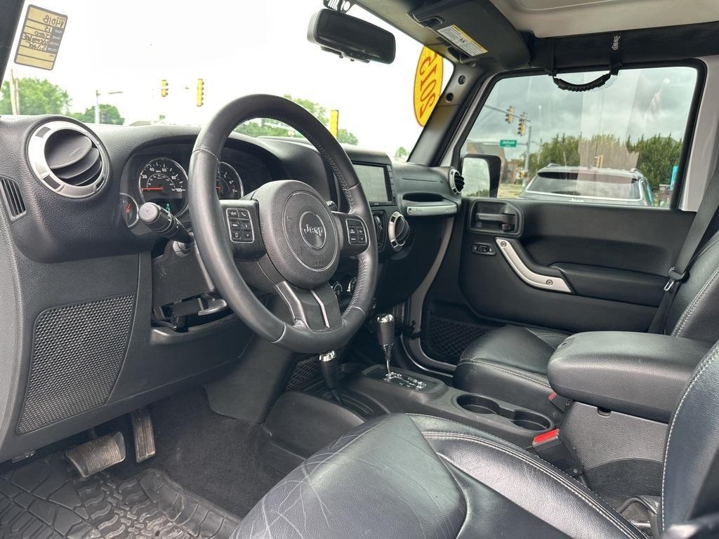 used 2015 Jeep Wrangler Unlimited car, priced at $24,068