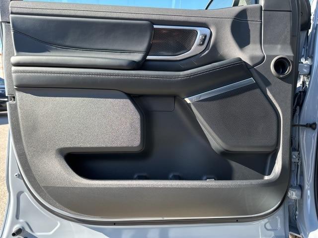 new 2025 Ford Expedition Max car, priced at $83,909