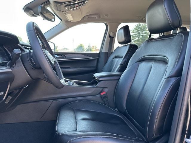 used 2023 Jeep Grand Cherokee car, priced at $28,998