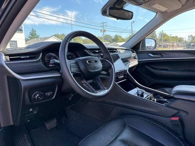 used 2023 Jeep Grand Cherokee car, priced at $28,998