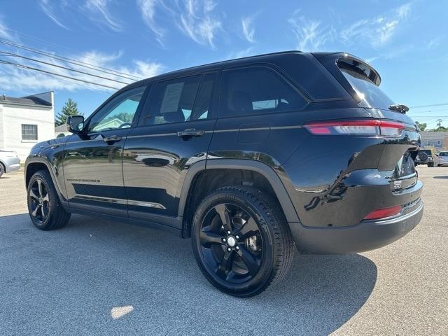 used 2023 Jeep Grand Cherokee car, priced at $28,998