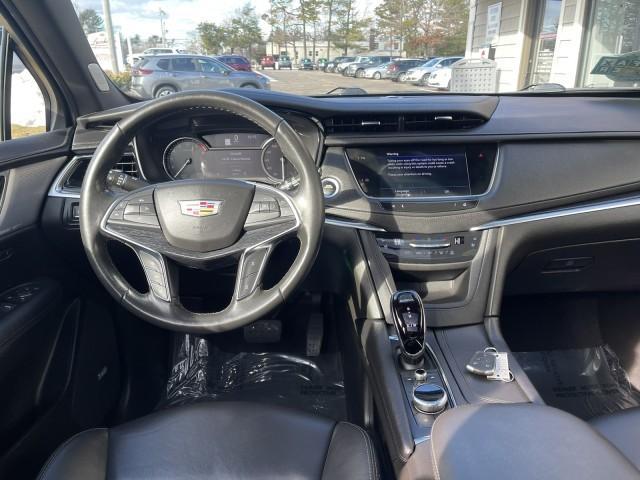 used 2023 Cadillac XT5 car, priced at $35,790