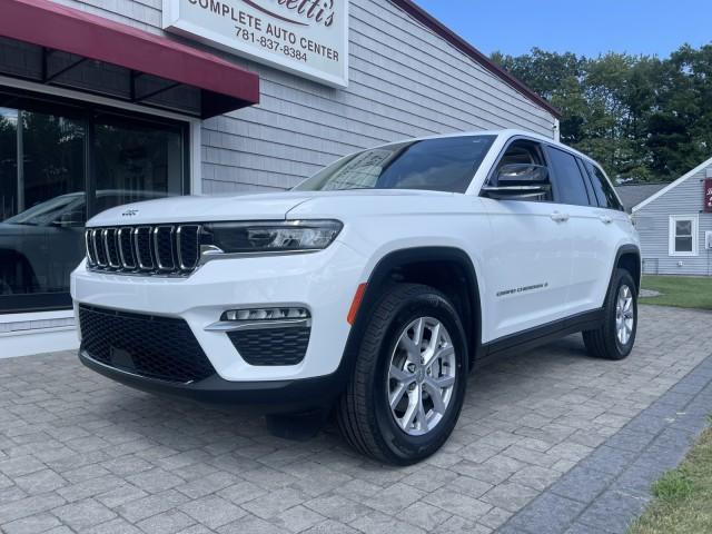 used 2022 Jeep Grand Cherokee car, priced at $34,249