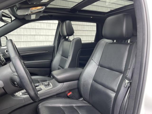 used 2022 Jeep Grand Cherokee WK car, priced at $31,490