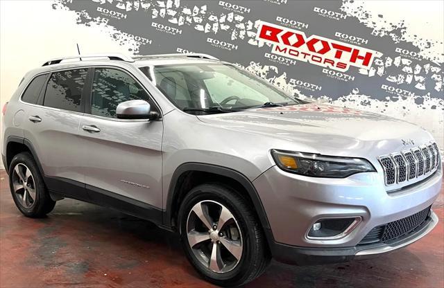 used 2019 Jeep Cherokee car, priced at $17,495