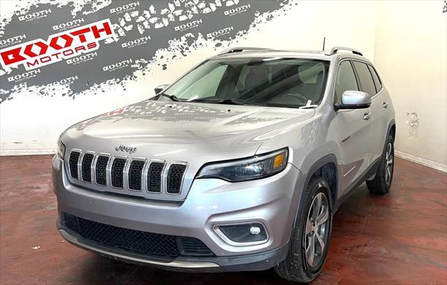 used 2019 Jeep Cherokee car, priced at $17,495