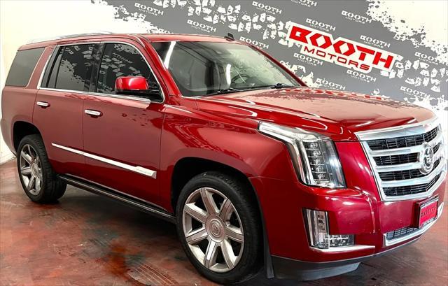 used 2015 Cadillac Escalade car, priced at $28,495