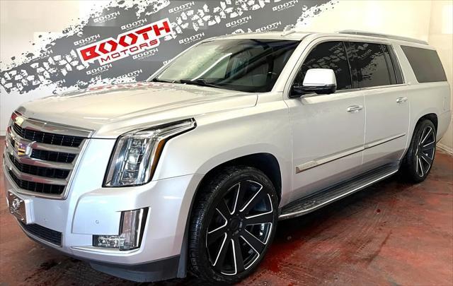 used 2016 Cadillac Escalade ESV car, priced at $25,495