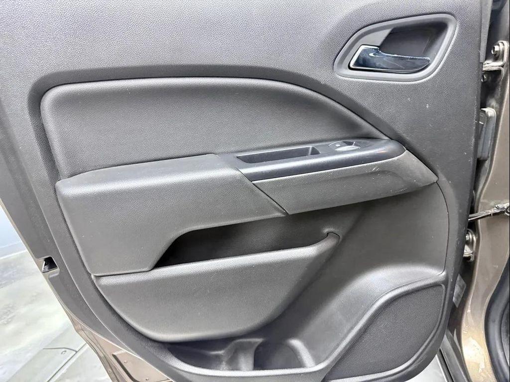 used 2015 Chevrolet Colorado car, priced at $16,695
