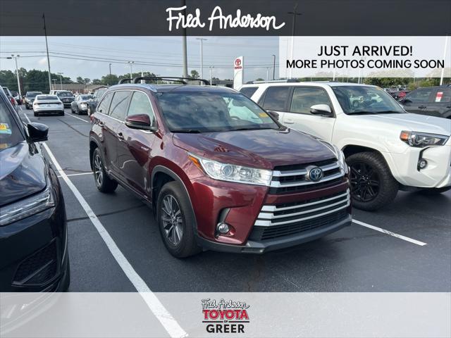 used 2017 Toyota Highlander Hybrid car, priced at $18,400