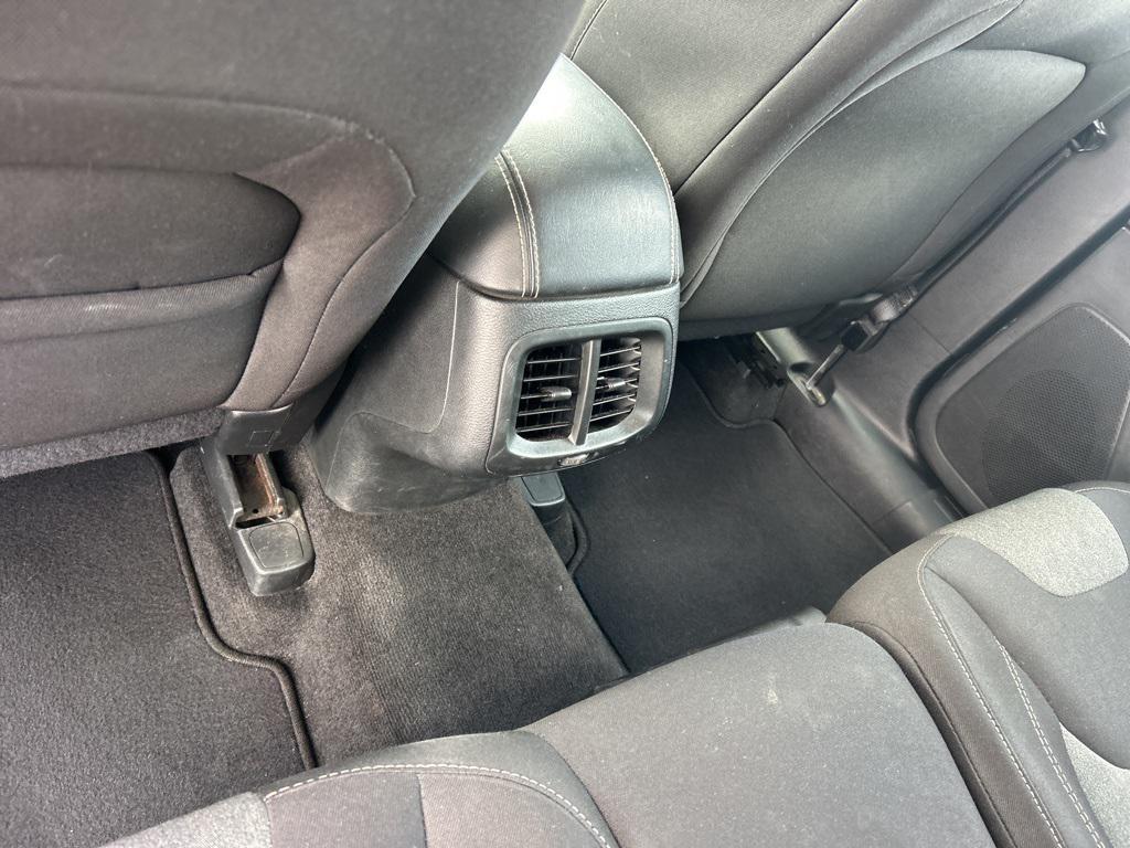used 2015 Jeep Cherokee car, priced at $7,999