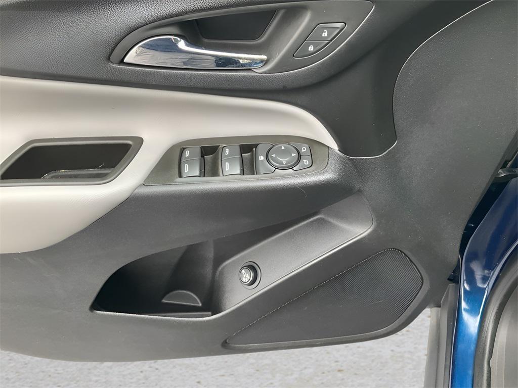 used 2023 Chevrolet Equinox car, priced at $19,772
