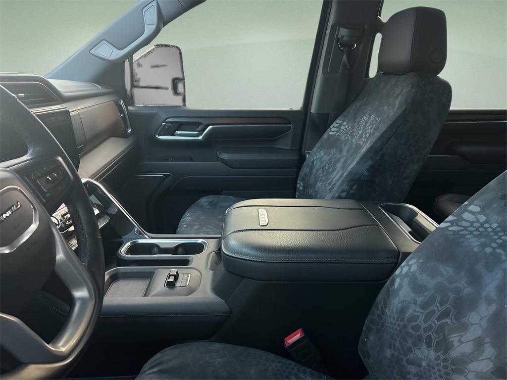 used 2024 GMC Sierra 2500 car, priced at $70,460