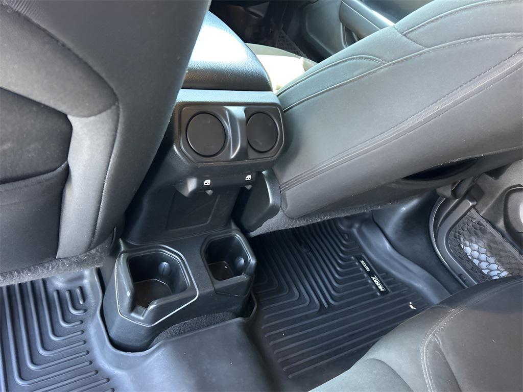 used 2022 Jeep Wrangler Unlimited car, priced at $25,837