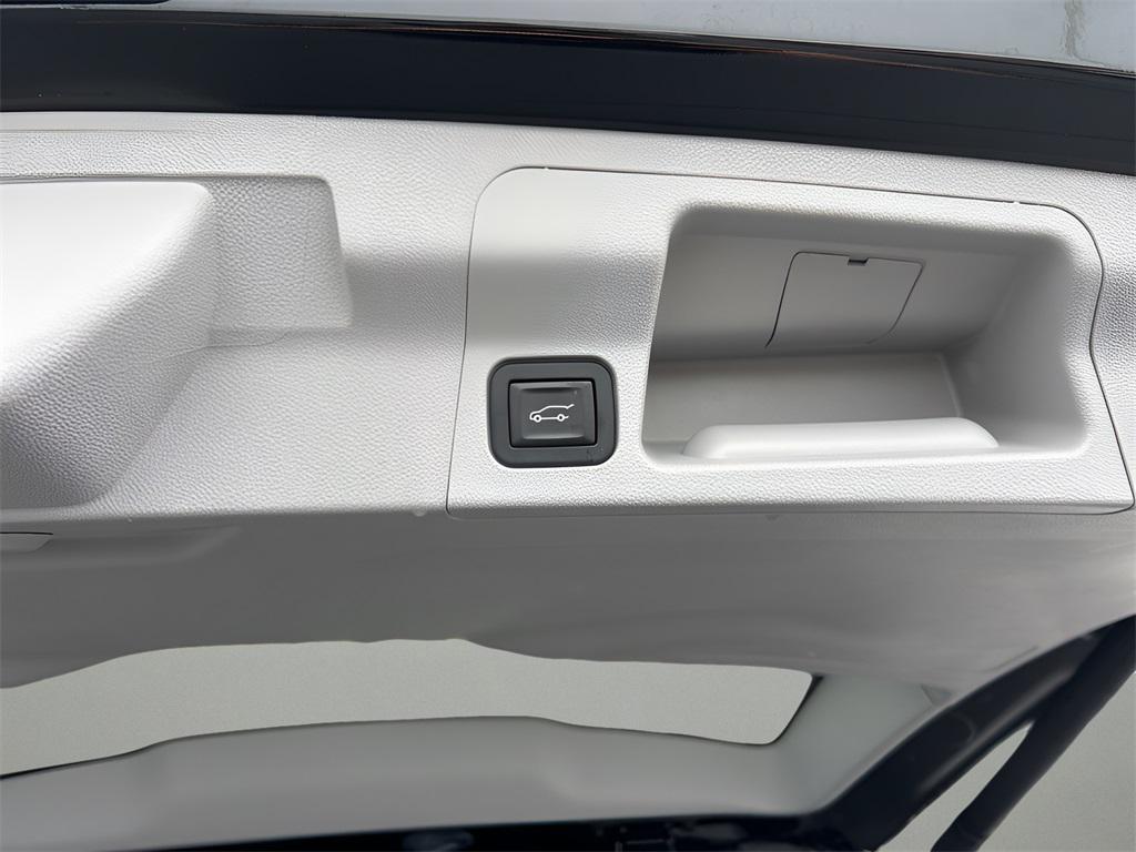 used 2018 GMC Acadia car, priced at $18,525