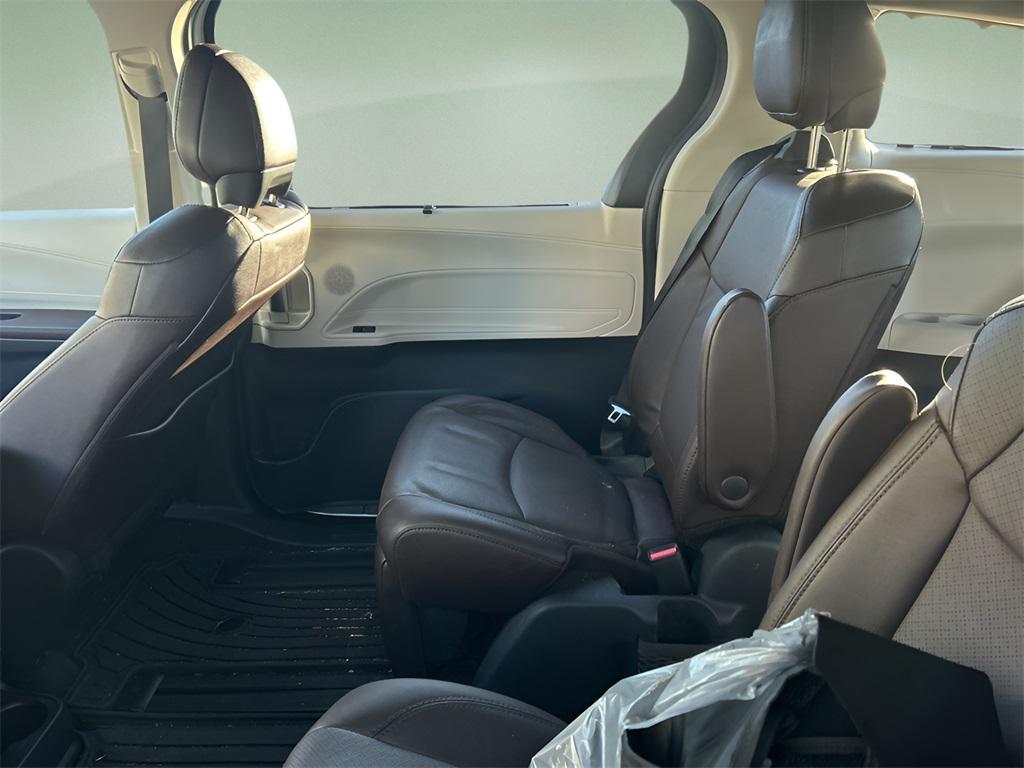 used 2024 Toyota Sienna car, priced at $49,903