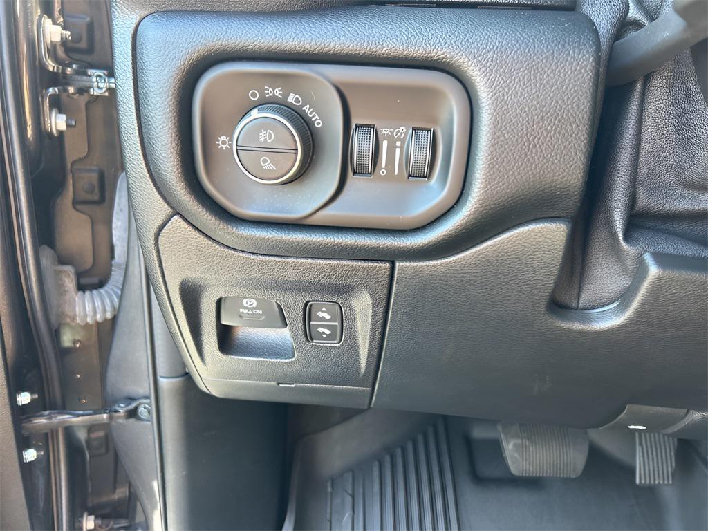 used 2021 Ram 1500 car, priced at $39,502