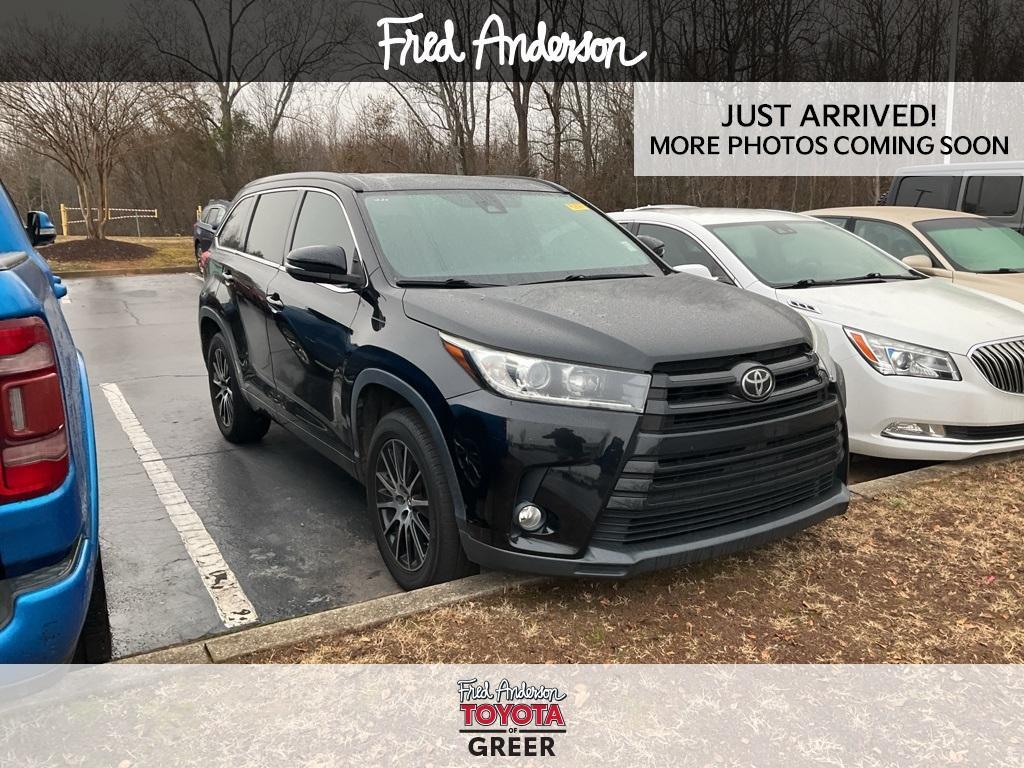 used 2018 Toyota Highlander car, priced at $22,565