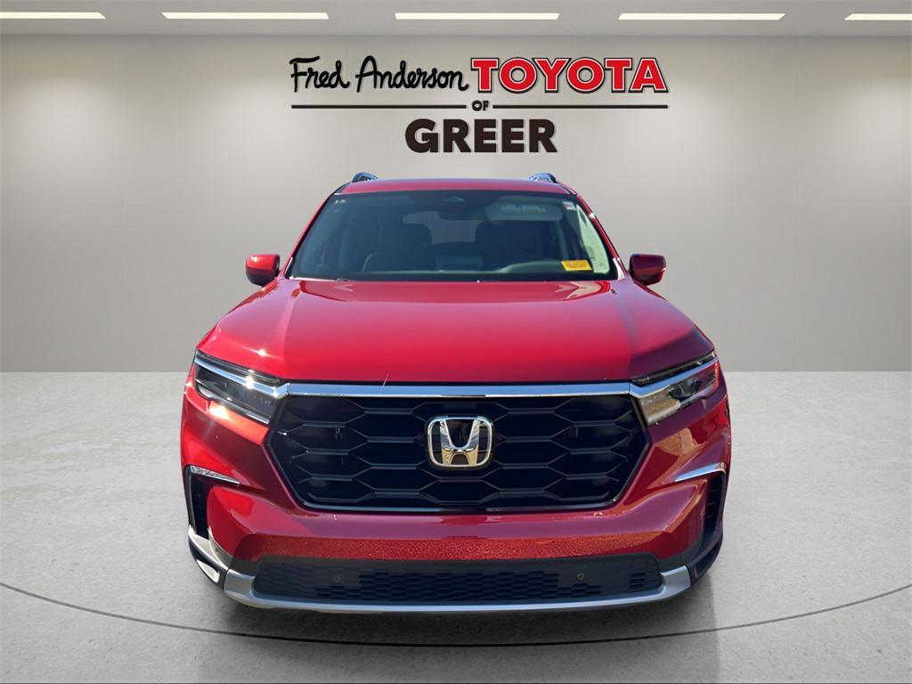 used 2025 Honda Pilot car, priced at $44,999