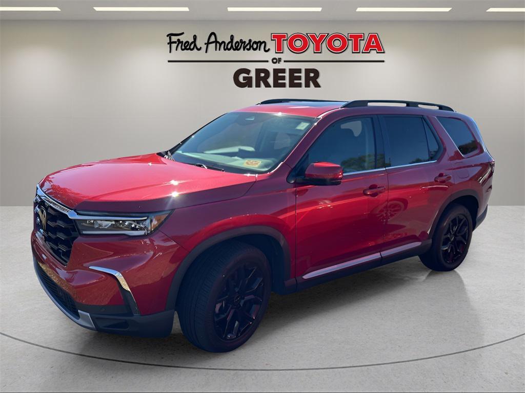 used 2025 Honda Pilot car, priced at $44,999