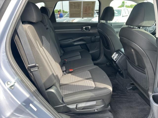 used 2023 Kia Sorento car, priced at $22,921