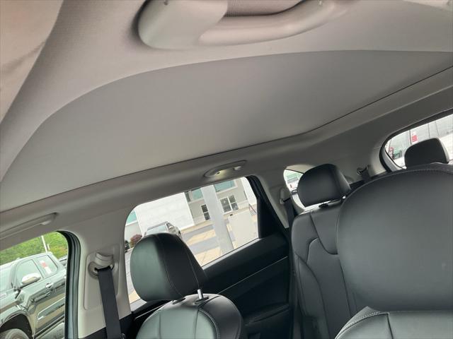 used 2023 Kia Sorento car, priced at $28,629