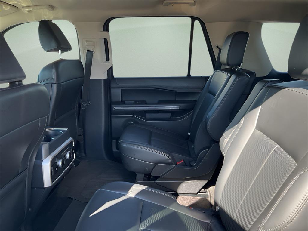 used 2022 Ford Expedition car, priced at $44,824