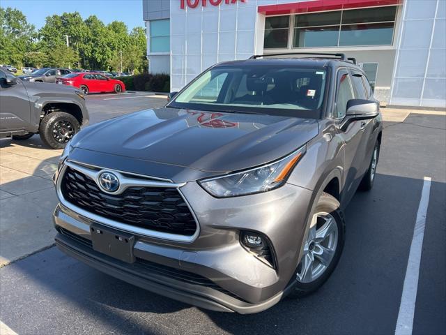 used 2023 Toyota Highlander Hybrid car, priced at $39,441