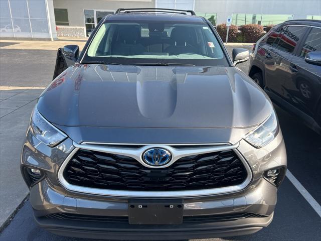 used 2023 Toyota Highlander Hybrid car, priced at $39,441