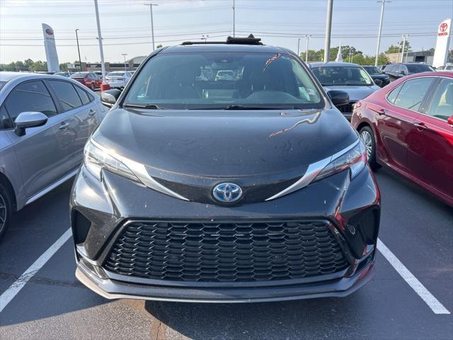 used 2021 Toyota Sienna car, priced at $33,521