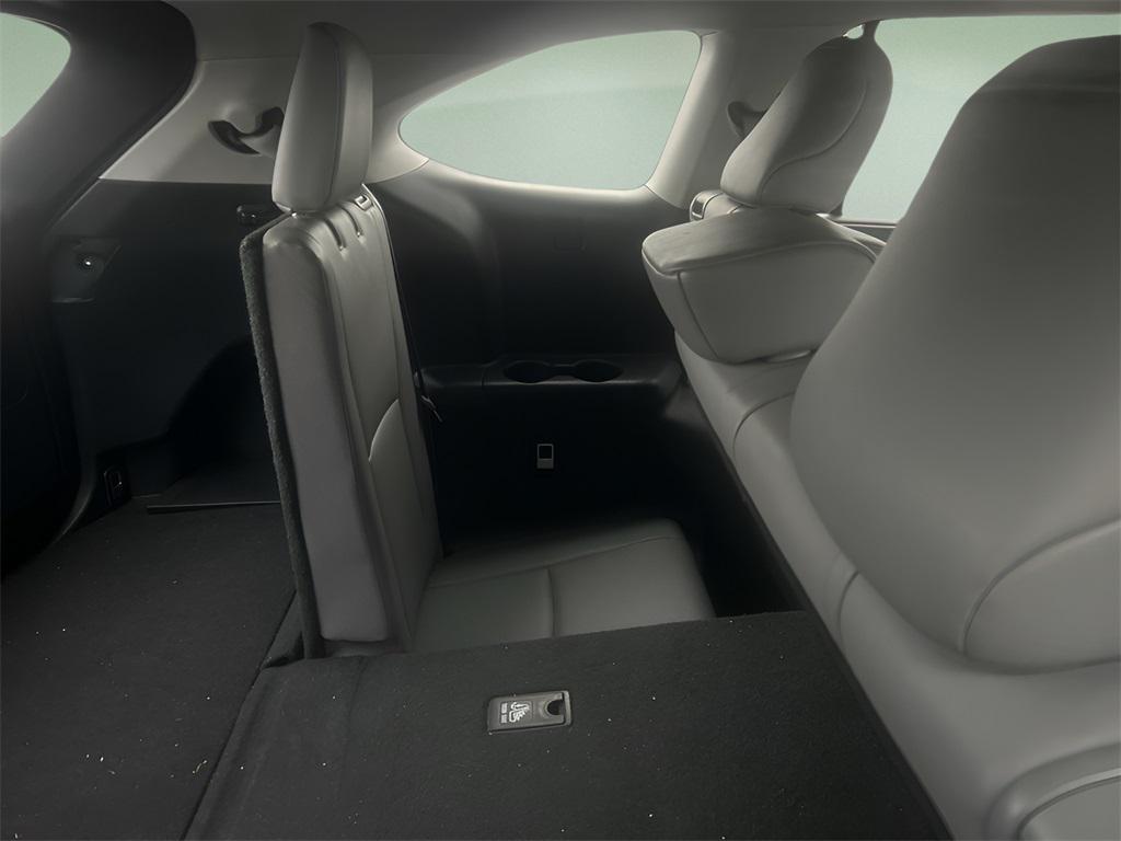 used 2020 Toyota Highlander car, priced at $26,980