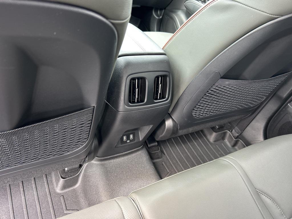 used 2024 Hyundai SANTA CRUZ car, priced at $32,621