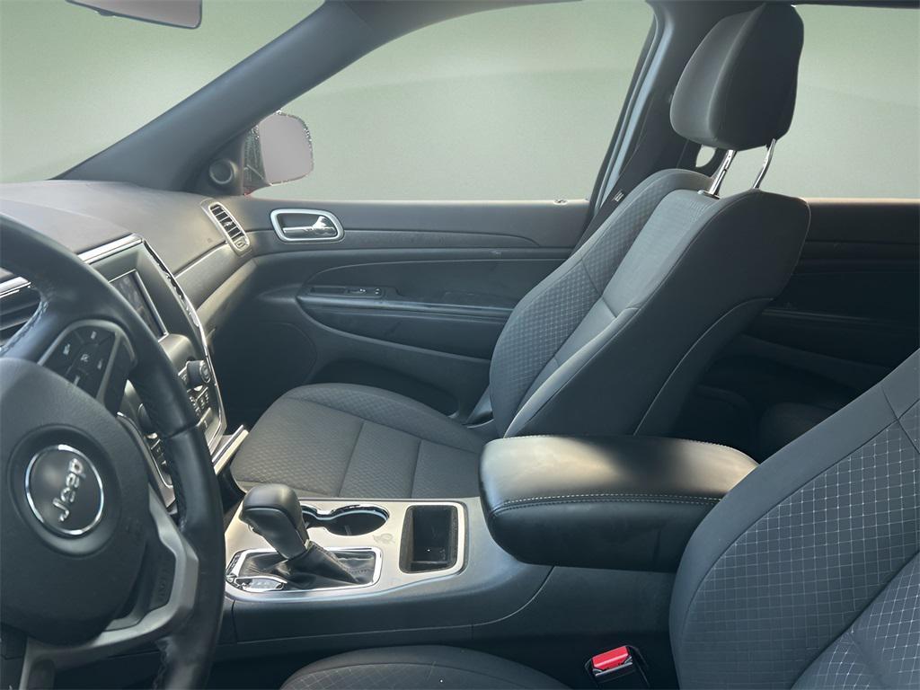 used 2018 Jeep Grand Cherokee car, priced at $18,474