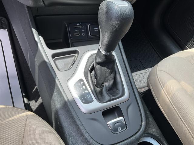 used 2015 Jeep Cherokee car, priced at $11,993