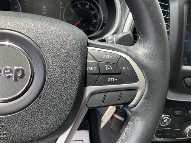 used 2015 Jeep Cherokee car, priced at $11,993