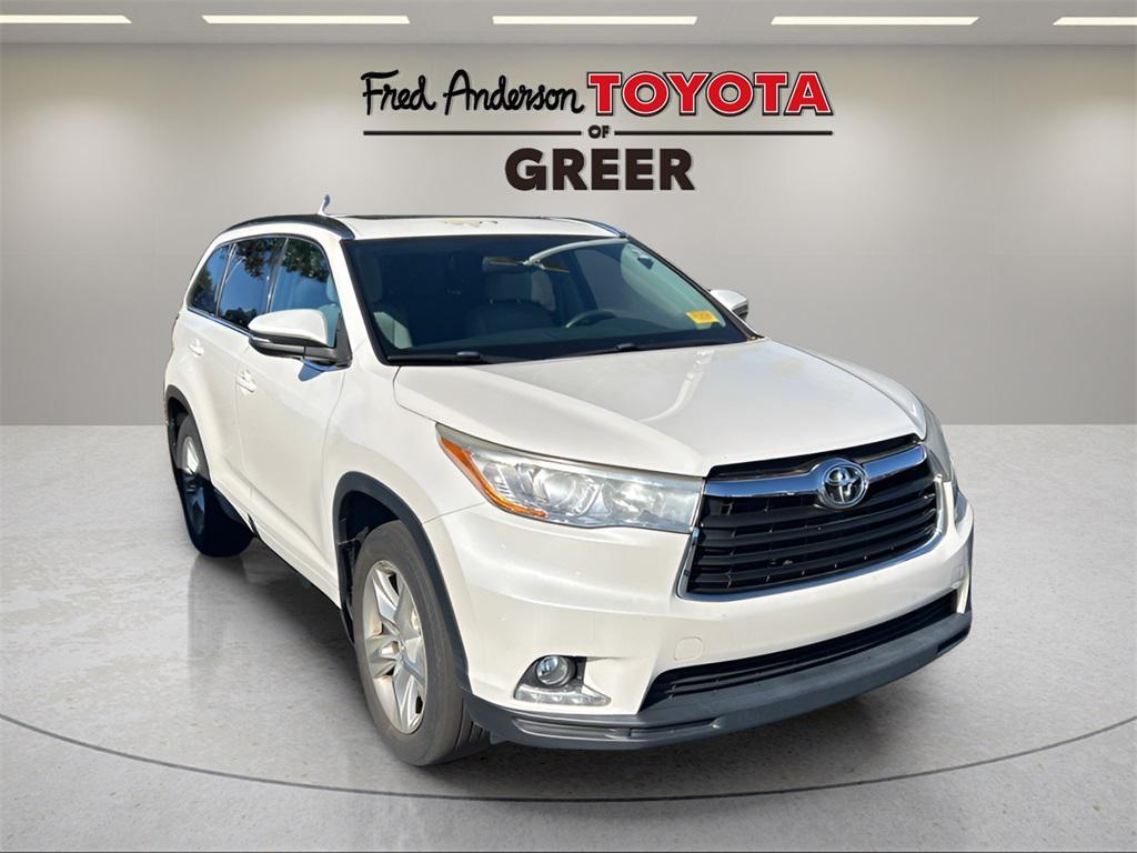 used 2015 Toyota Highlander car, priced at $20,811