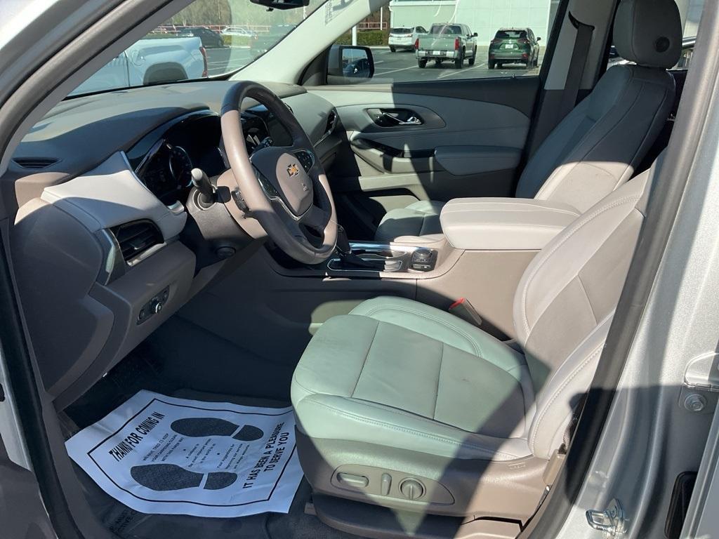 used 2019 Chevrolet Traverse car, priced at $22,304