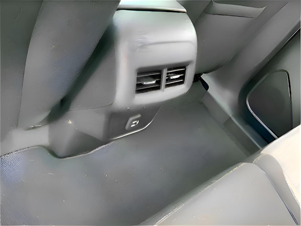 used 2023 Chevrolet Equinox car, priced at $18,725