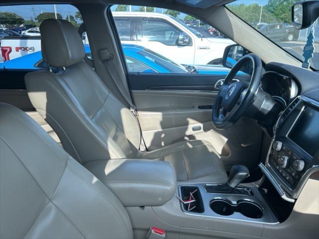 used 2017 Jeep Grand Cherokee car, priced at $11,402