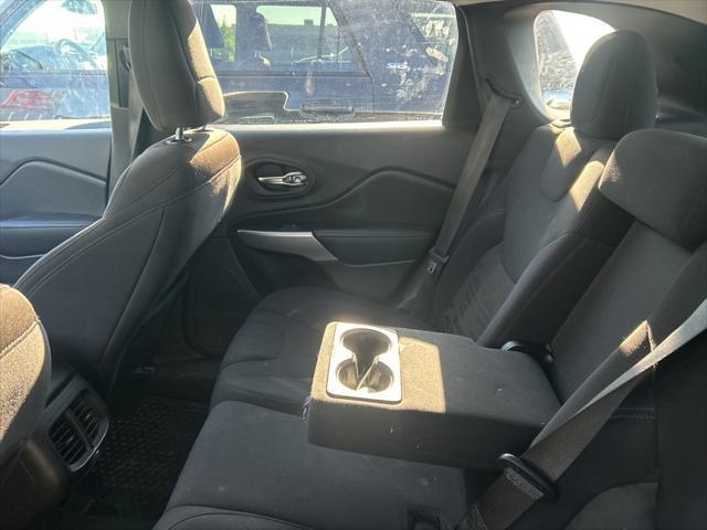 used 2020 Jeep Cherokee car, priced at $19,247