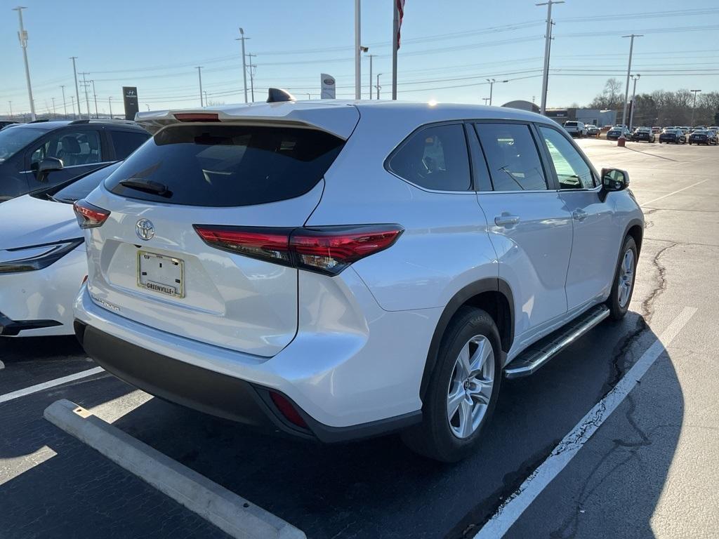 used 2023 Toyota Highlander car, priced at $38,548